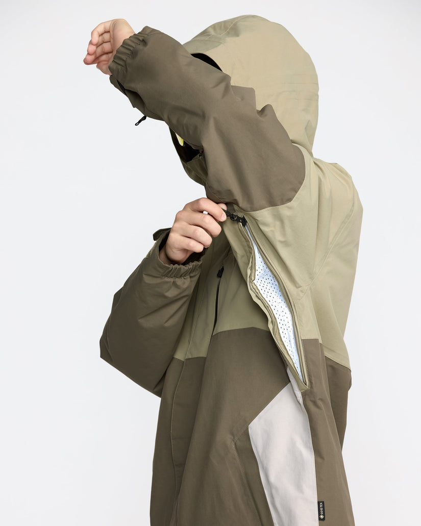 L Gore-Tex Jacket - Moss Green