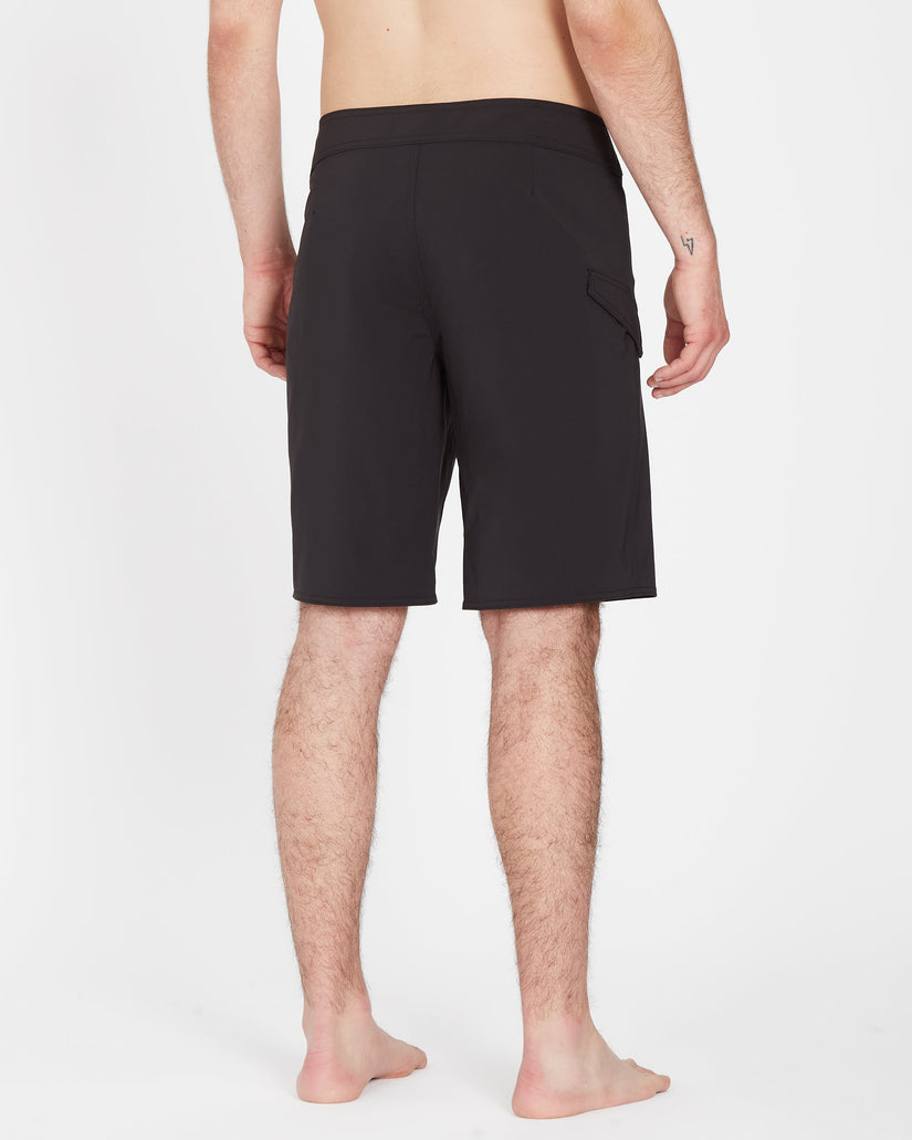 Lido Solid Mod 20" Boardshort - Black