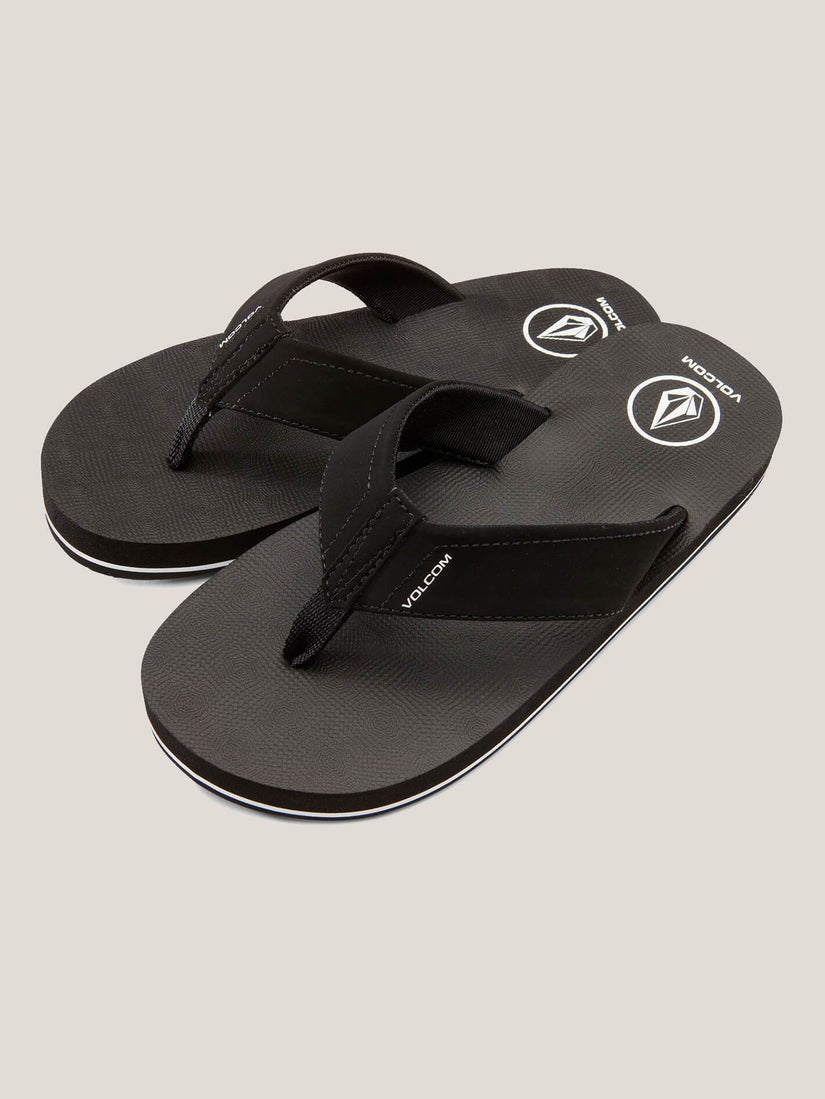 victor-sndl-bigyth-black(Kids)